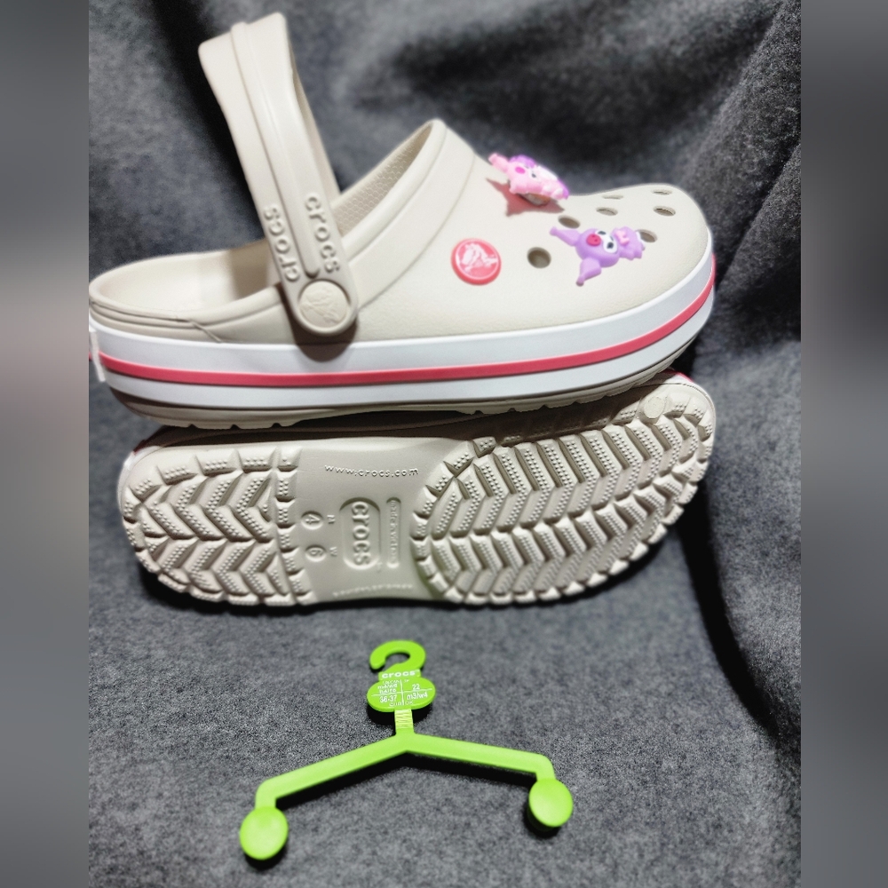 Crocband Clog Hello Kitty & Friends jibbitz 6W - Picture 3 of 5